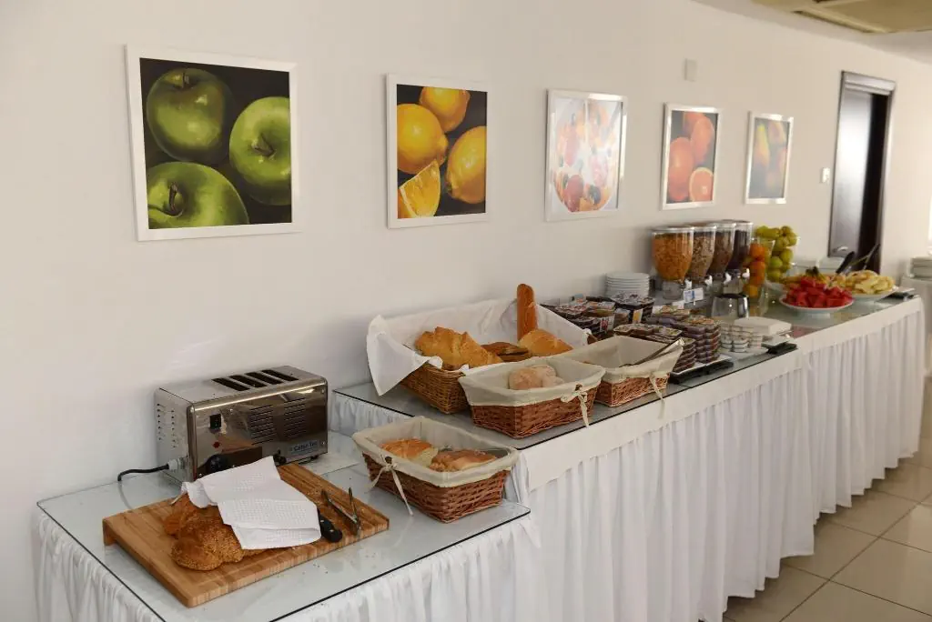 HOTEL: Les Palmiers Hotel** Larnaca