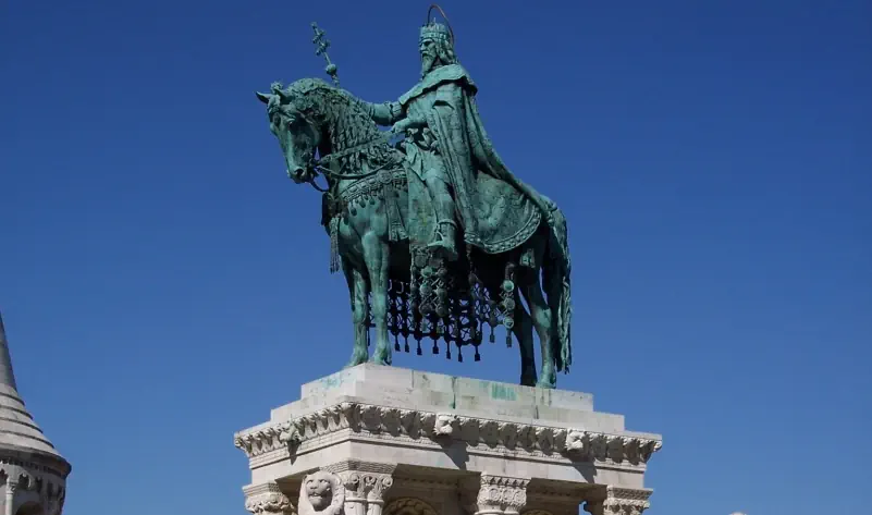 HOTEL: BUDAPESZT - SZLAKIEM WEGIERSKICH WINNIC - 4 dni