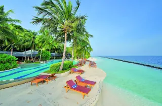 Royal Island Resort