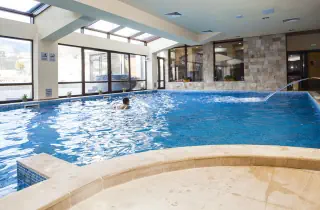 St George Ski & Holiday