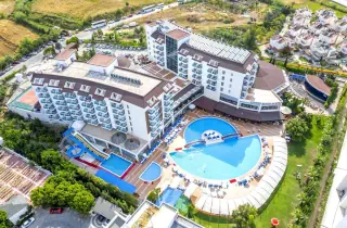 Cenger Beach Resort (Side)