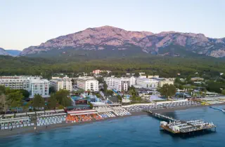 Armas Beach