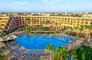 Continental (ex Movenpick Resort)
