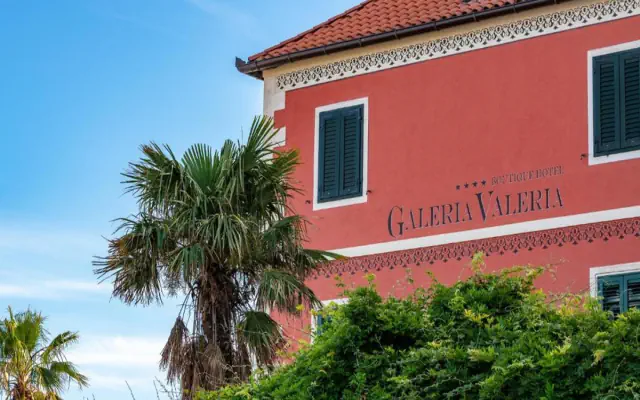 Galeria Valeria Seaside Downtown (Split)