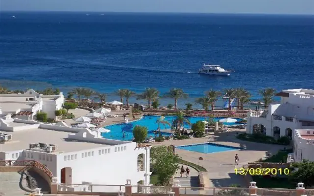 Continental Plaza Beach Resort