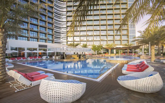 Yas Plaza Marina