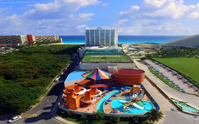 Seadust Cancun Family Resort (ex. Great Parnassus)