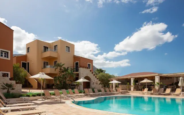 Dia Apartments