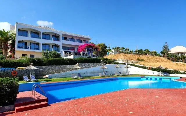 Stella Beach (Panormos)