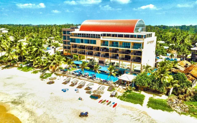 Lavanga Resort & Spa