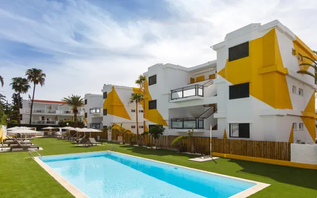 Apartamentos Africana