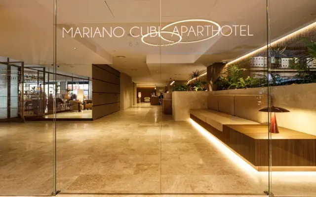 Aparthotel Mariano Cubi