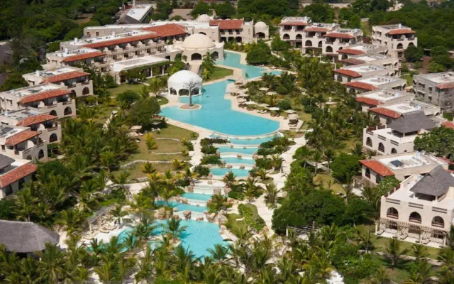 Swahili Beach Resort (Diani Beach)