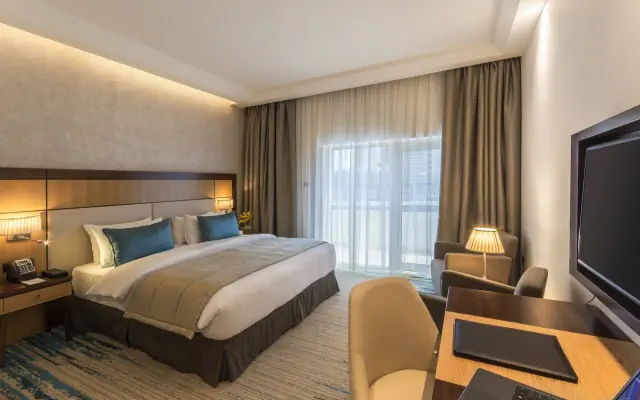 Golden Tulip Media