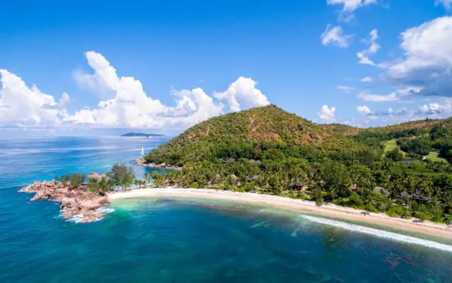 Constance Lemuria Resort