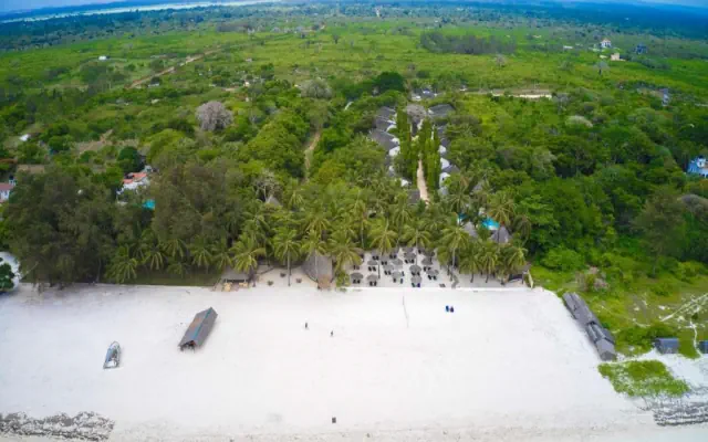 Pinewood Beach Resort & SPA