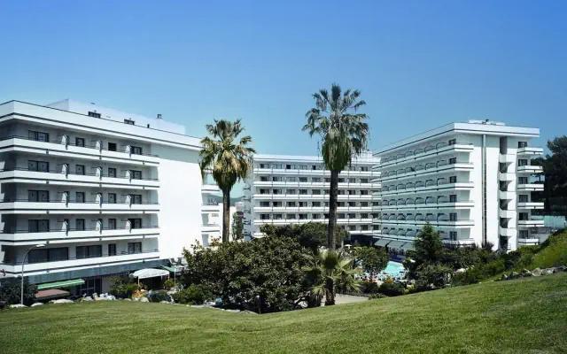 HOTEL GRAN GARBI