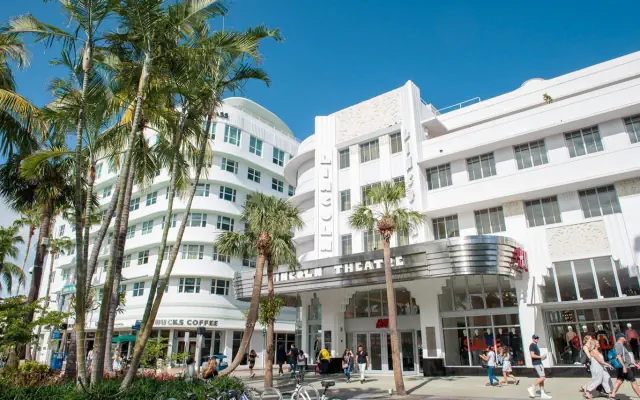 Riviera Suites South Beach