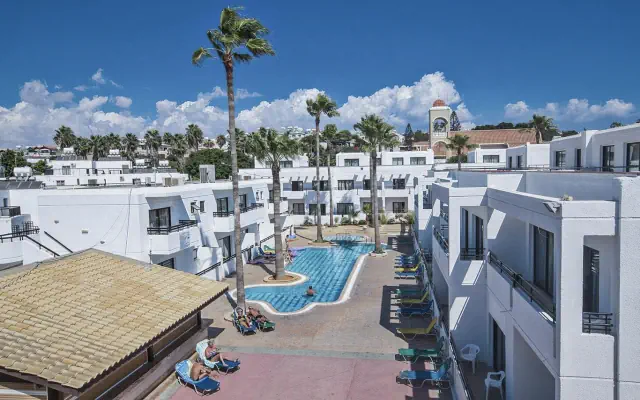 Anthea Hotel Apartments