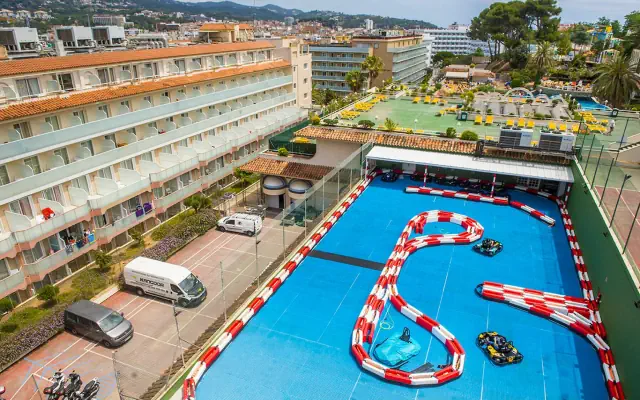 Guitart Central Park Aqua Resort 4*
