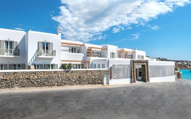 Petinos Hotel