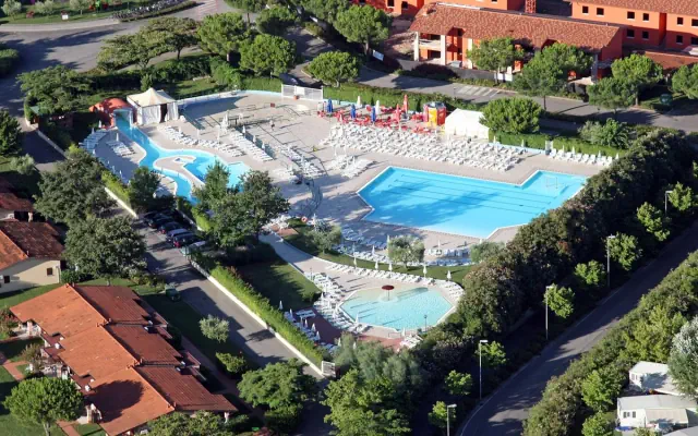 Garda Village
