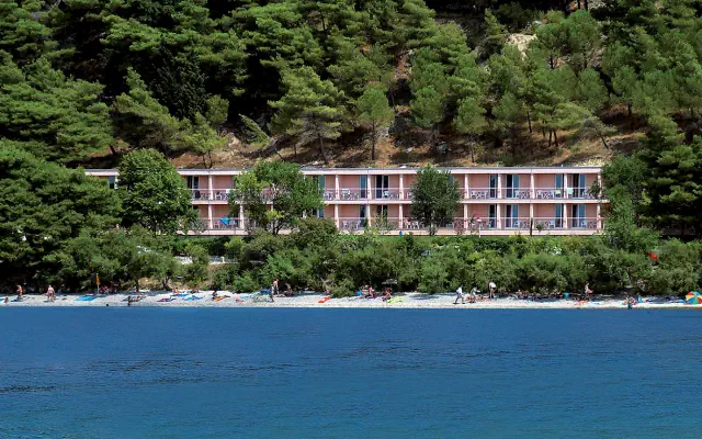 Brzet (Omiš)