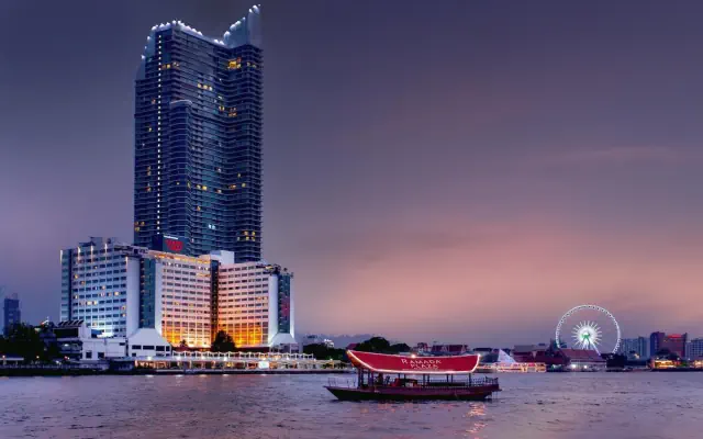 Ramada Plaza Menam Riverside