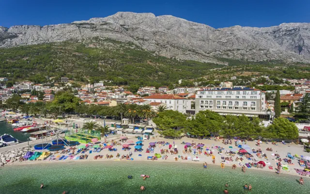 Grand Slavia (Baška Voda)