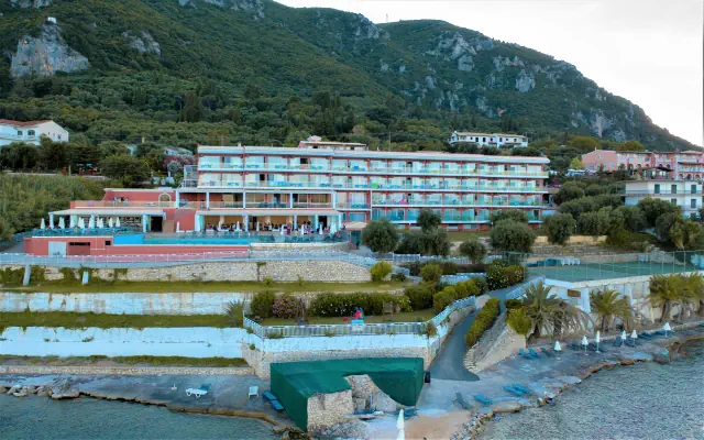 Corfu Maris Bellos
