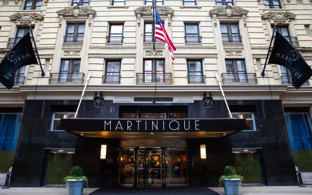 Martinique New York on Broadway, Curio Collection by Hilton (ex Radisson Martinique on Broadway)