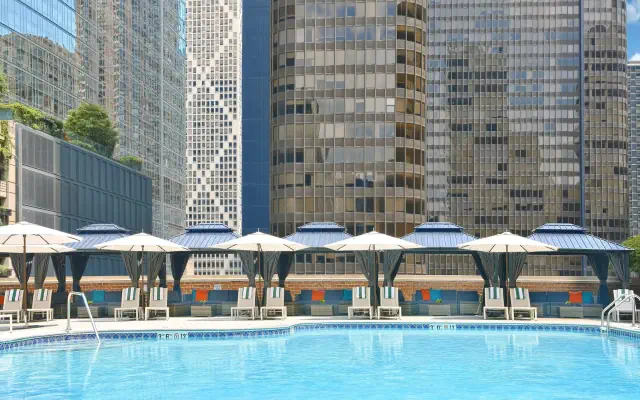 Doubletree Chicago Magnificent Mile