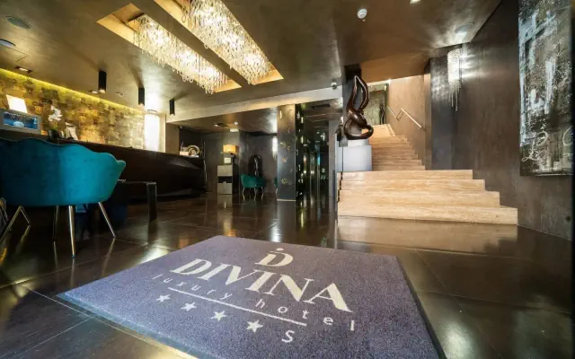 Divina Luxury (ex. Berg Luxury)