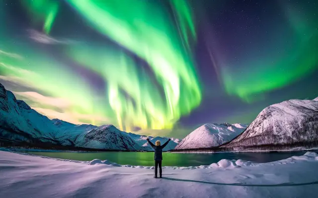 Islandia, w Krainie Lodu i Zorzy