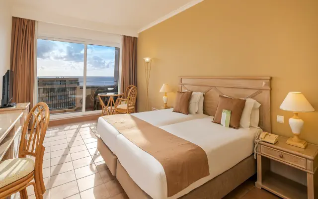 Vila Baleira Thalassa