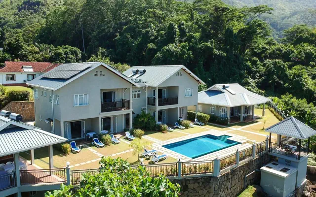 Bambous River Lodge