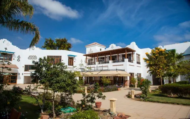 Lahami Bay Beach Resort & Gardens