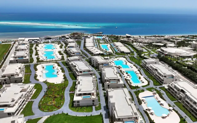 Rixos Premium Magawish Bay View