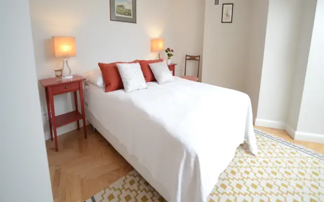 Crystal Suites Old Town