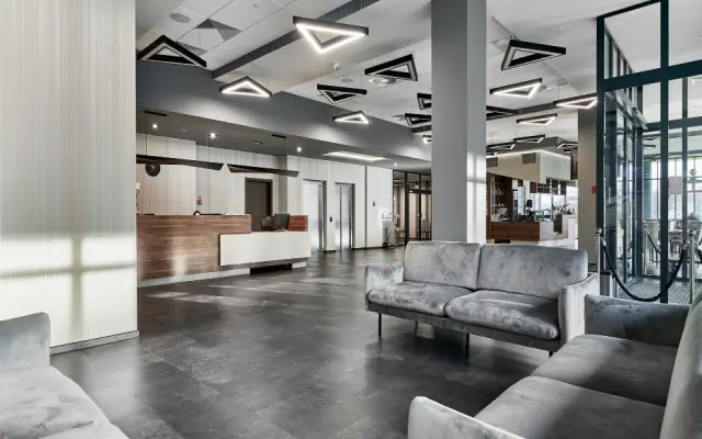DB Hotel