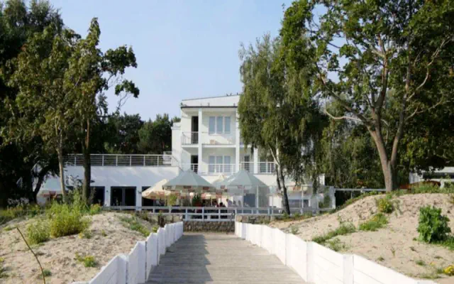 Pomarańczowa Plaża (ex. Bursztyn)