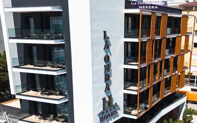 La Onda Hotel