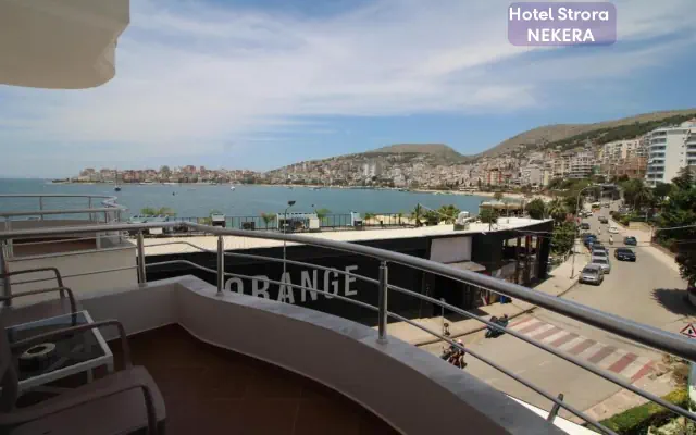 Hotel Strora