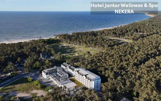 Jantar Domki (Ustka)