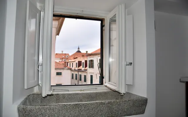 SUNce Palace (Dubrovnik)