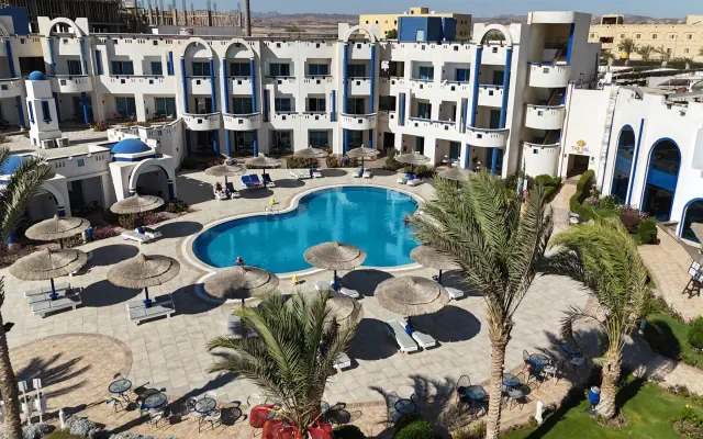 Coral Sun Beach