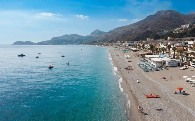 Albatros Beach (Letojanni)