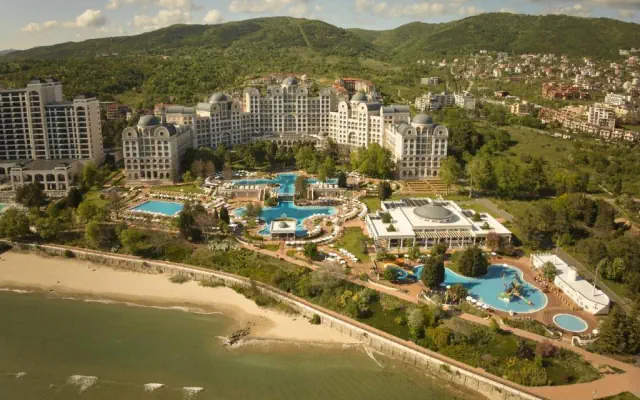  Dreams Sunny Beach Resort & Spa (ex. Riu Helios Paradise) 