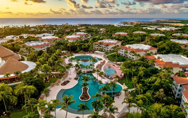 Bahia Principe Escape Tequila