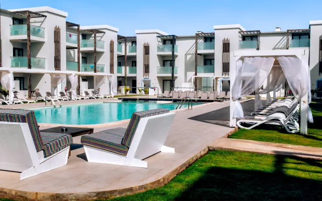 Halos Casa Resort